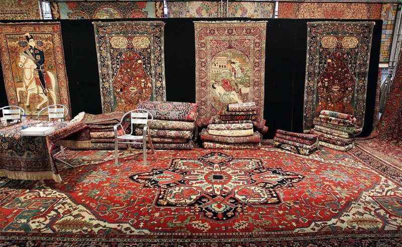 اصالت فرش استان اصفهان مثال زدنی است و درصد زیادی از صادرات استان اصفهان با تجارت فرش دستبافت گره خورده است