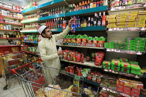 طبیعتا پاکستان یک کشور مصرفی با جمعیت زیاد است که پتانسیل های زیادی برای واردات بخصوص مواد غذایی دارد